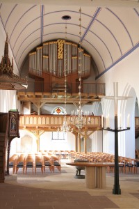 StJohannisLüchow_mitEule-Orgel